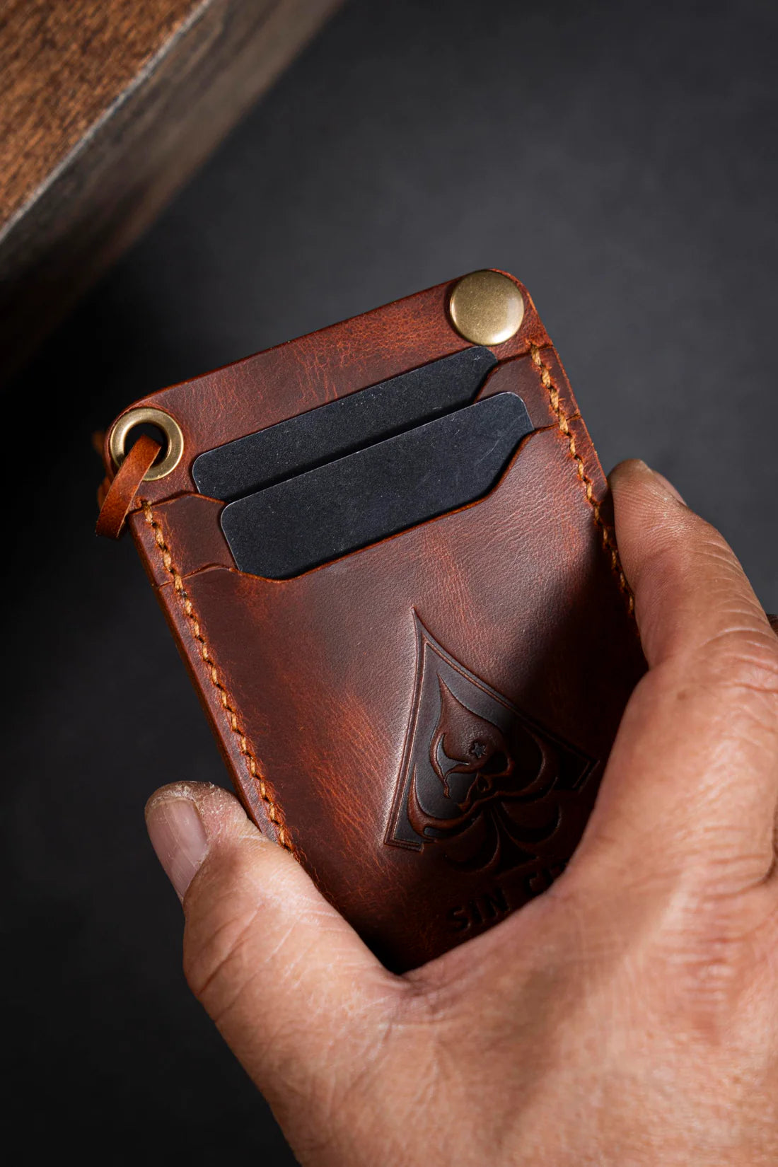 The Luxor Minimalist Wallet