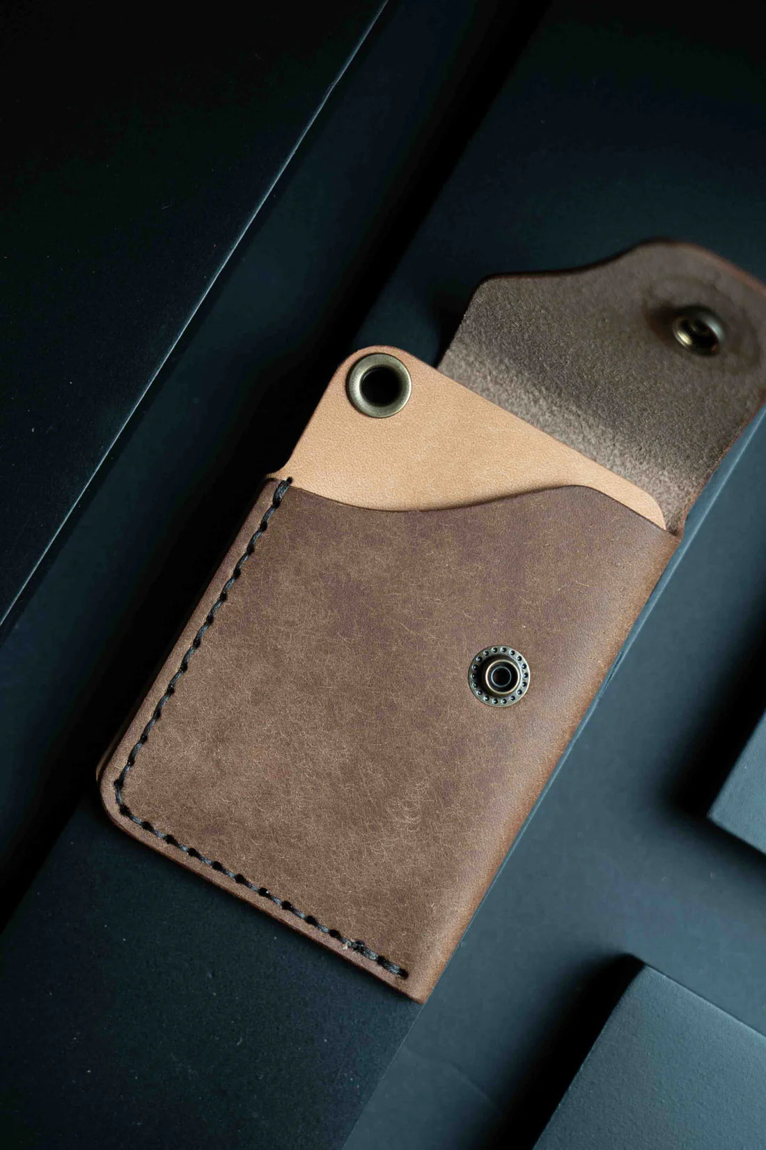 Nomad Wallet Slim Design